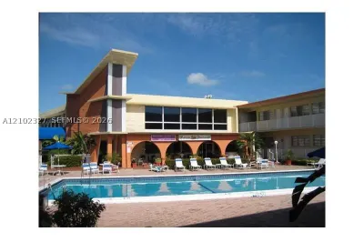 26 Diplomat Pkwy #2356 1