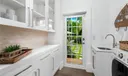 2575 Pine Tree Dr Photo
