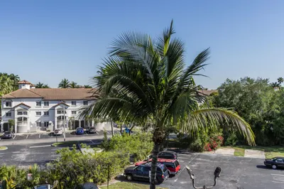 701 NW 19th Street #401 1