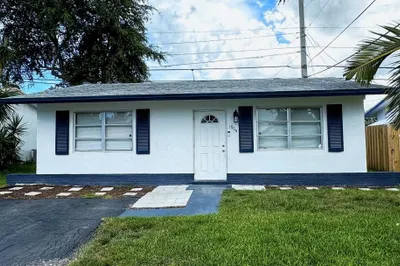 1904 NW 45th Ct 1