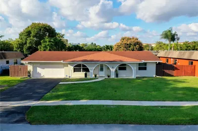 7481 NW 14th St 1