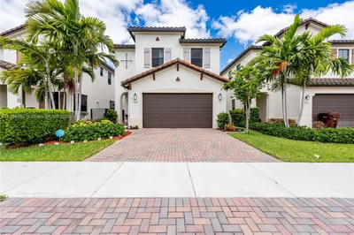 3323 W 96th Pl 1
