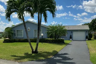 7261 Pine Forest Circle 1