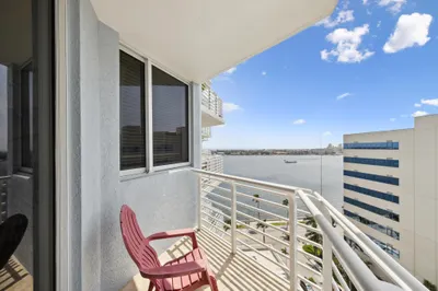 1551 N Flagler Drive #1415 1