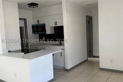 2216 Fillmore St #6 1