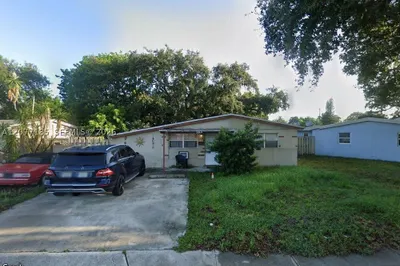 5807 Sheridan St 1