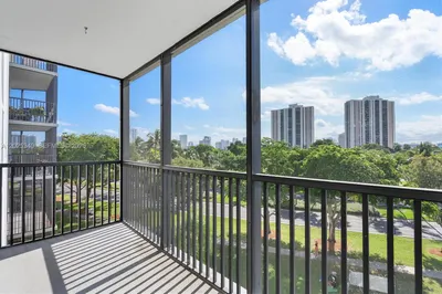 3101 N Country Club Dr #504 1
