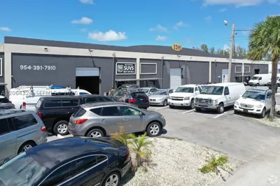 1063 NW 1st Ct 1