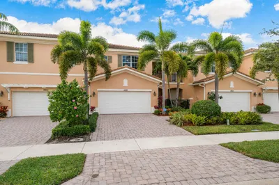 4612 Cadiz Circle 1