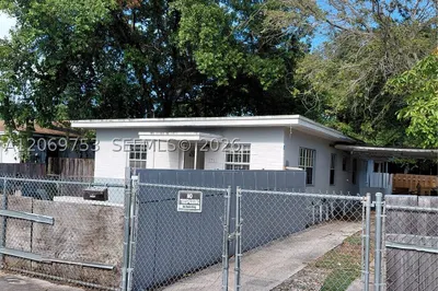 5731 NW 6th Ave 1