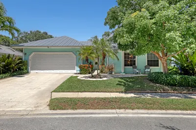 104 Colony Way E (2)