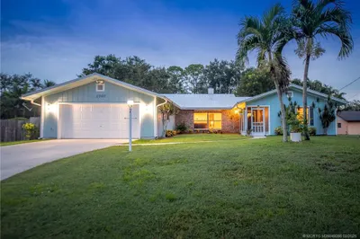 1707 SW Buckskin Trail 1