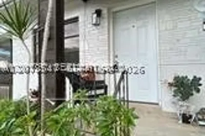 110 NW 58th St 0 1