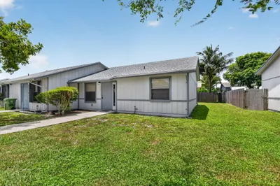3221 Foxridge Court 1