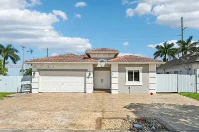 401 SE 17th Ave 1