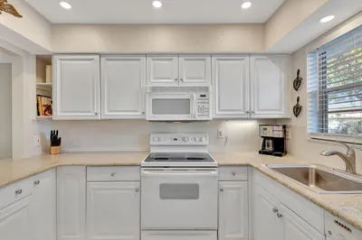 18081 SE Country Club Drive #18-172 1