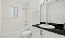 405 E 7th St #203 Photo