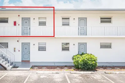 420 W Palm Street #23 1