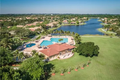4297 Pine Ridge Court 1