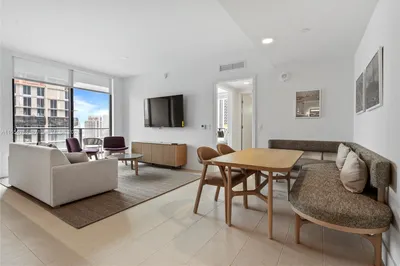601 NE 1st Ave #2905 1