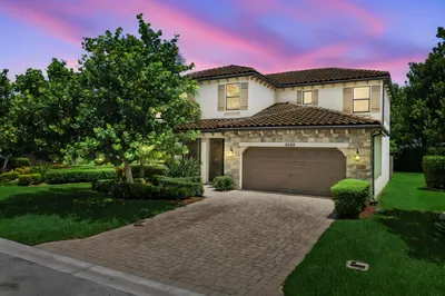 8899 Willow Cove Lane 1