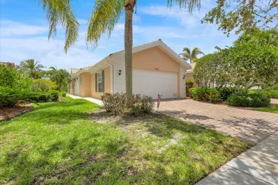 10882 SW Dardanelle Drive 1