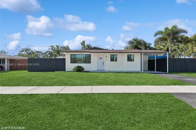 10,700 SQ FT yard makes this the perfect place to