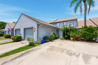6167 SE Georgetown Place 1