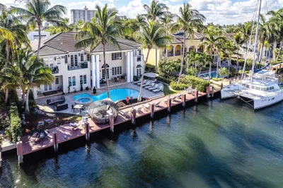 7 Pelican Drive 1