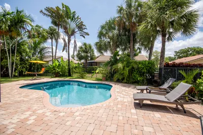 461 NW 47th Avenue 1