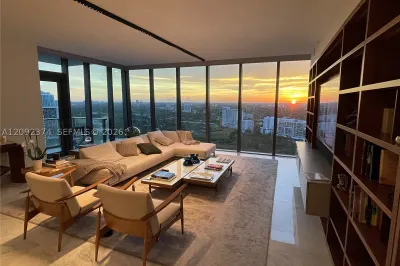 1451 Brickell Ave #2803 1