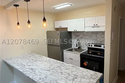 251 NW 177th St #A-122 1