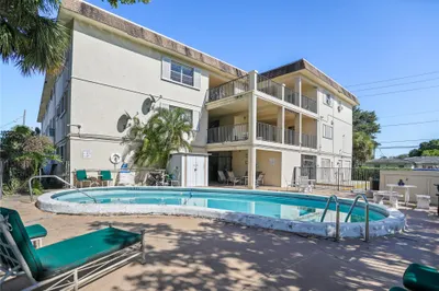 348 S Federal Highway #31 1