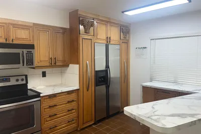 2202 S CYPRESS BEND Drive #801 1