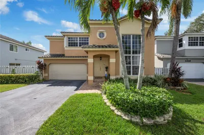 5439 NW 45th Way 1