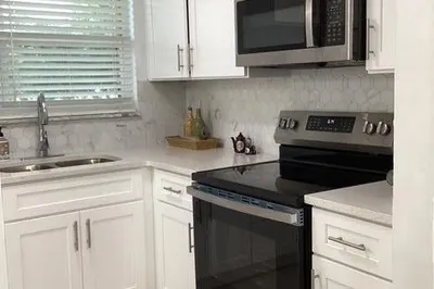 8300 SUNRISE LAKES Boulevard #206 1