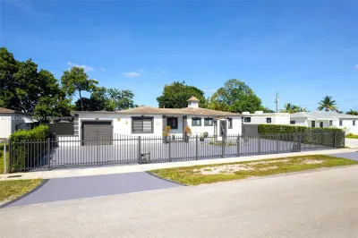 3541 NW 84th Ter 1
