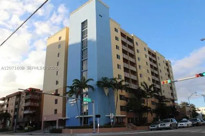 218 NW 12th Ave #802 1