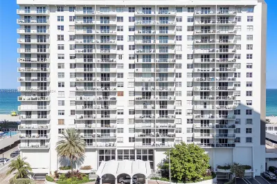 5701 Collins Ave #514 1