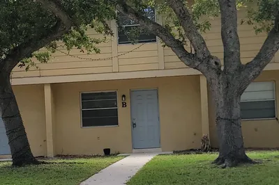2018 S 10th Street 1