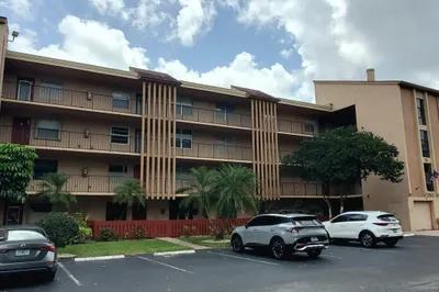 260 NW 76th Avenue #201 1