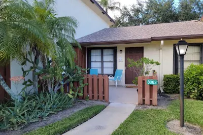 8083 SE Villa Circle 1