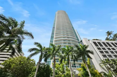 951 Brickell Ave #3207 1