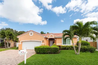 3226 NW 22nd Ave 1