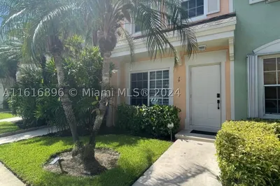 79 Simonton Cir #79 1