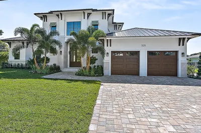 325 N Fairway 1