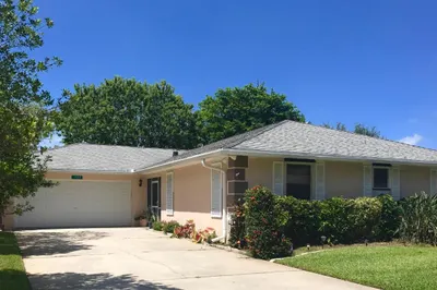 1160 Summerwood