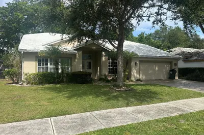 5503 NW 39th Avenue 1
