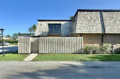 251 Lake Arbor Drive 1