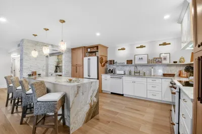 2200 S Ocean Boulevard #206 1